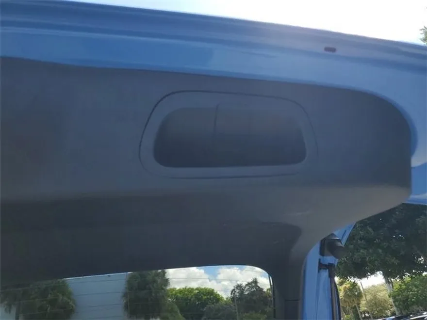 2024 Chevrolet Trax photo 1