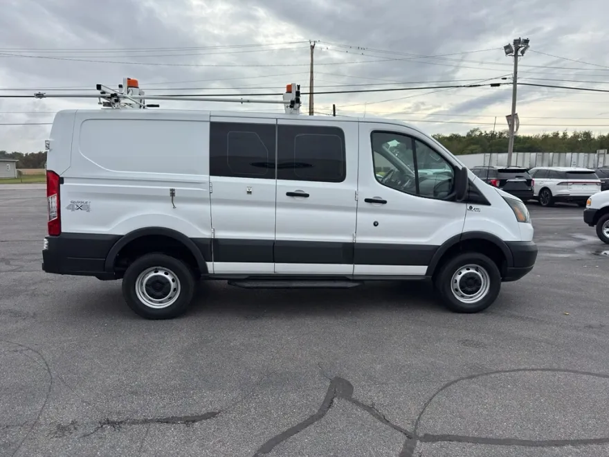 2017 Ford Transit Van photo 1