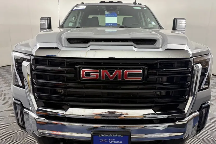 2024 Gmc Sierra 3500 HD Pro photo 1