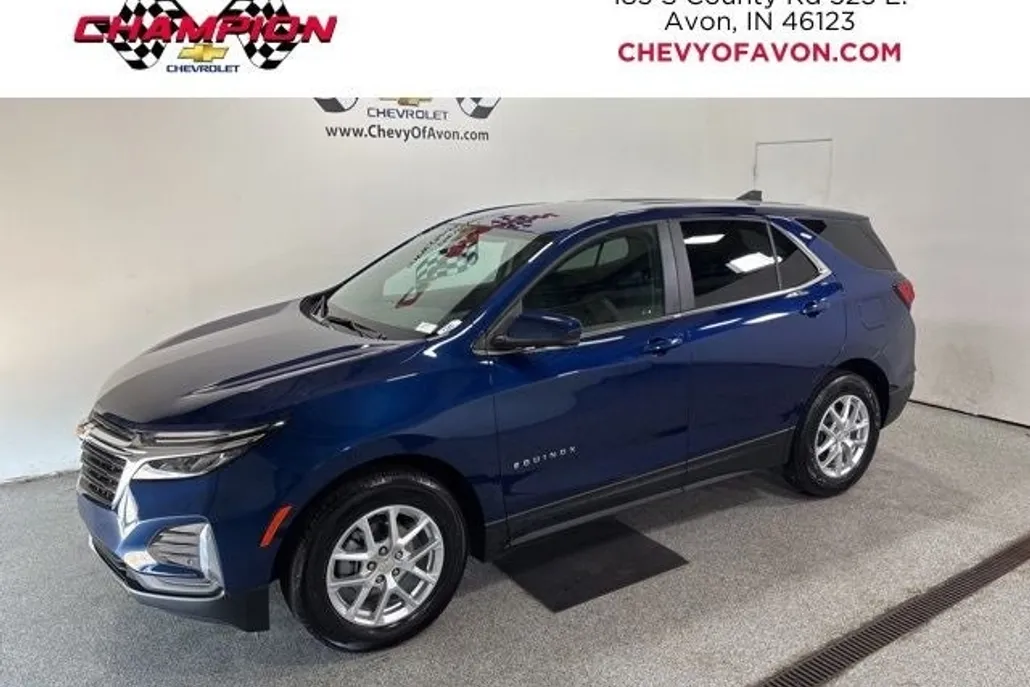 2022 Chevrolet Equinox LT photo 1