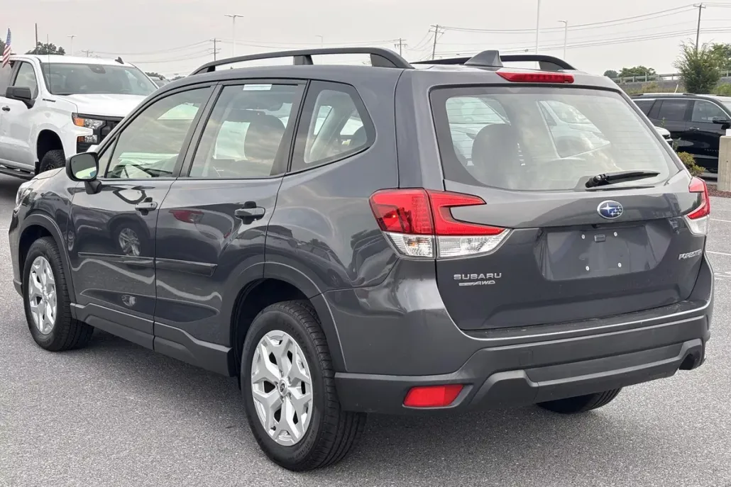 2021 Subaru Forester Base photo 1