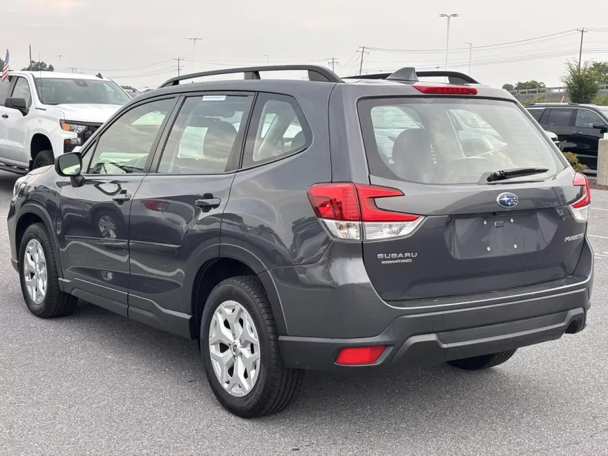 2021 Subaru Forester Base photo 1