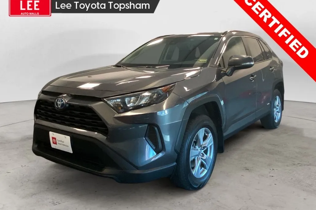 2022 Toyota RAV4 Hybrid LE photo 1