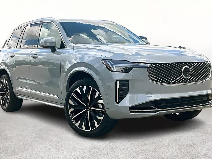 2026 Volvo XC90 Plus photo 1