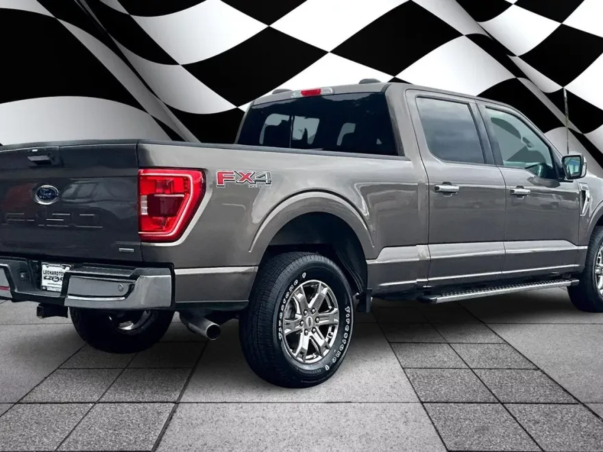 2021 Ford F-150 XLT photo 1