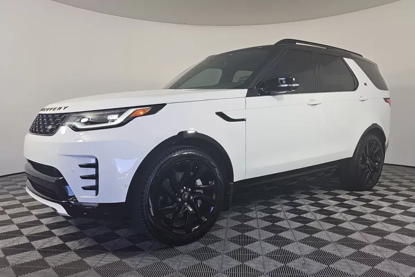 2025 Land Rover Discovery SE photo 1