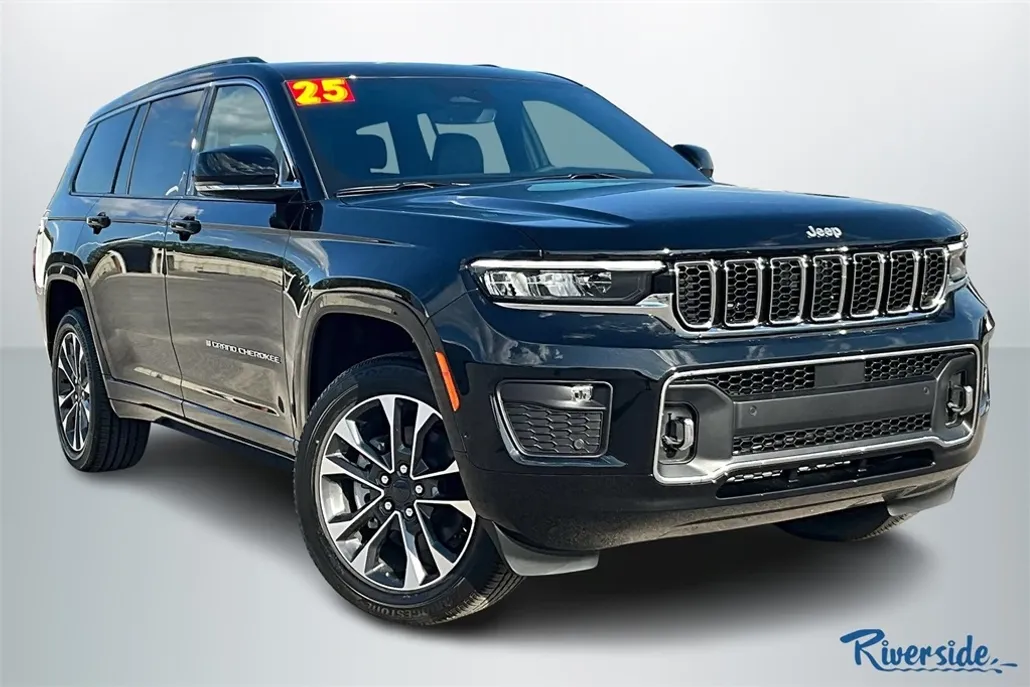2025 Jeep Grand Cherokee Overland photo 1