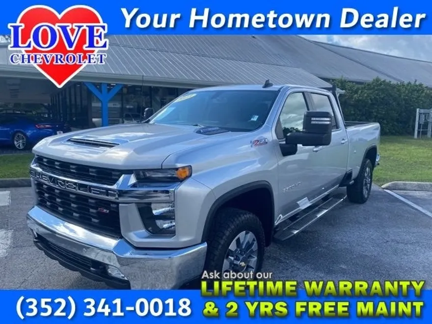 2023 Chevrolet Silverado 3500HD LT photo 1