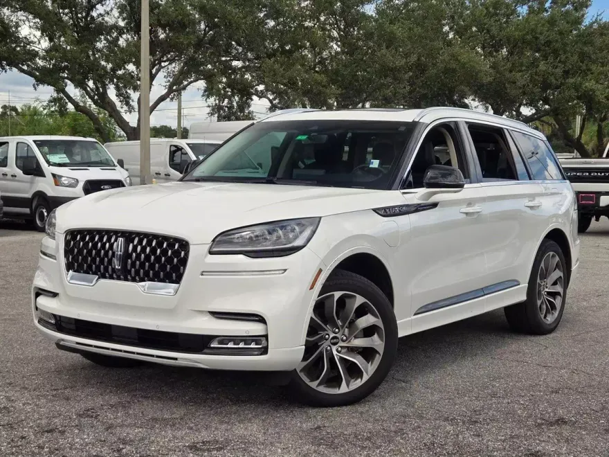 2022 Lincoln Aviator Grand Touring photo 1