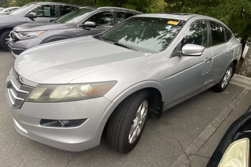 2010 Honda Crosstour EX-L photo 1