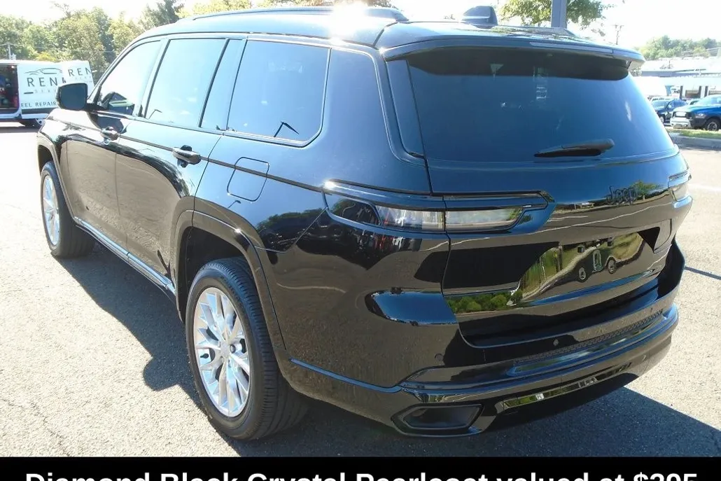 2021 Jeep Grand Cherokee L Summit photo 1