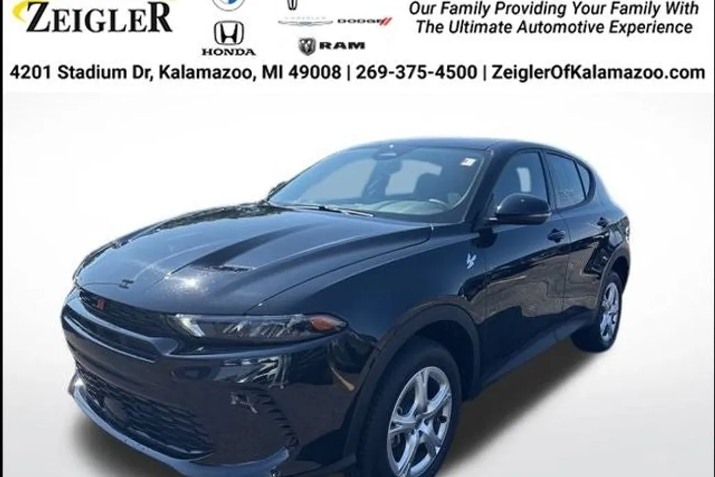 2024 Dodge Hornet GT photo 1