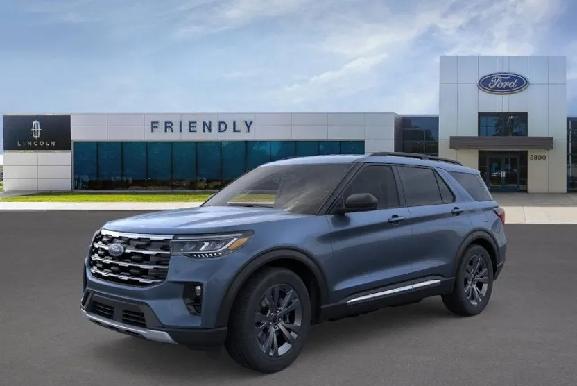 2025 Ford Explorer photo 1