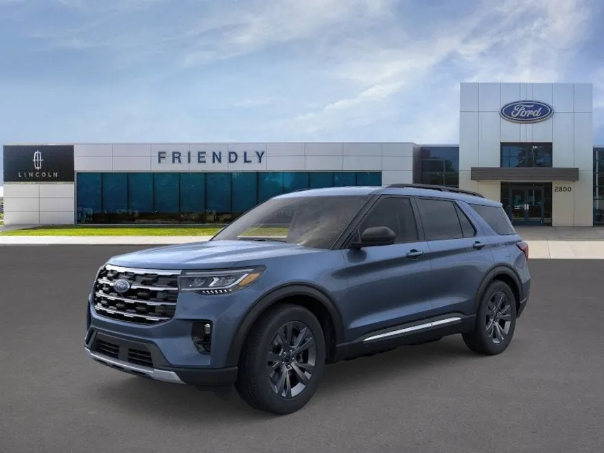 2025 Ford Explorer photo 1