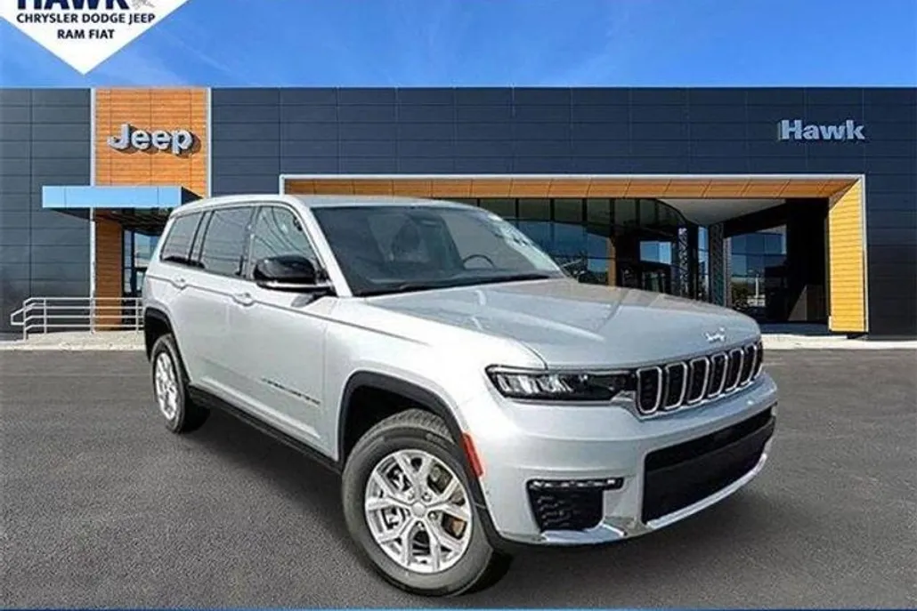 2023 Jeep Grand Cherokee Limited photo 1