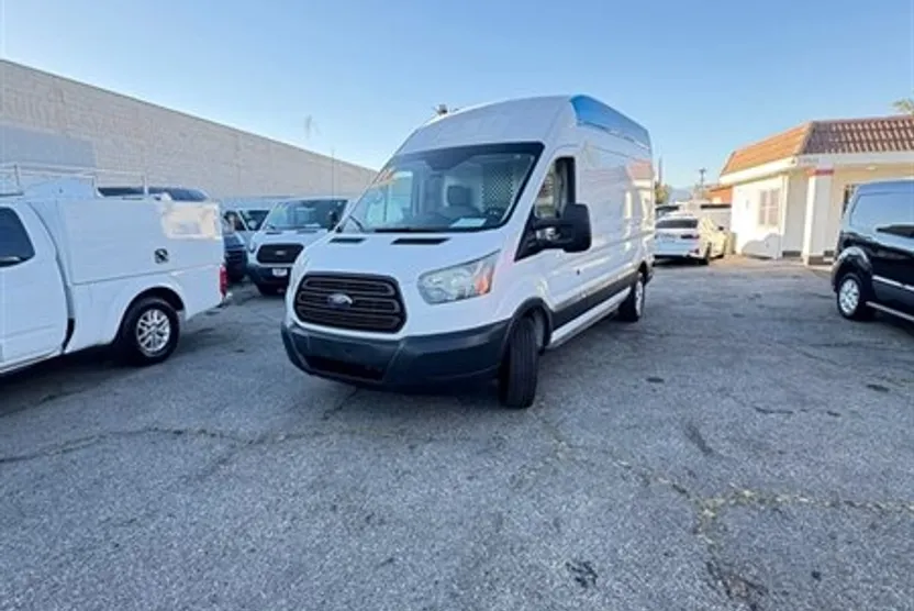2017 Ford Transit photo 1