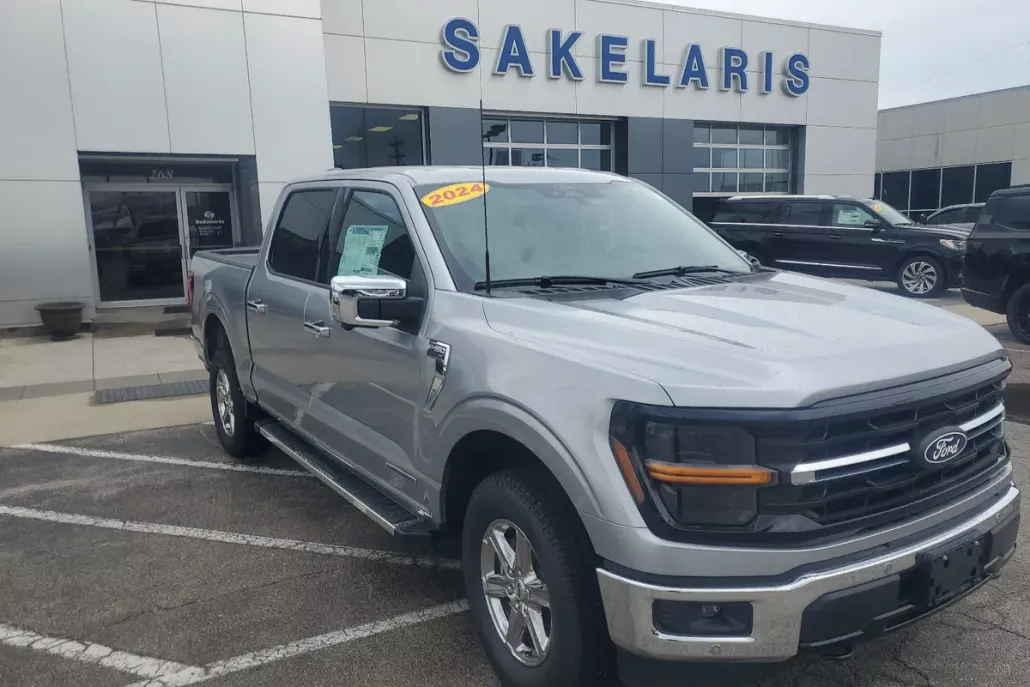 2024 Ford F-150 XLT photo 1