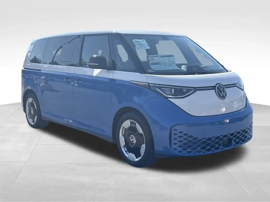 2025 Volkswagen ID. Buzz Pro Plus photo 1