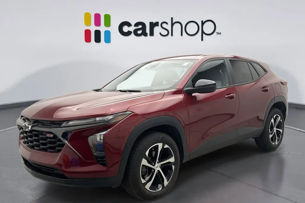 2024 Chevrolet Trax photo 1