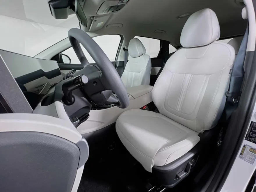 2025 Hyundai Tucson SEL photo 1