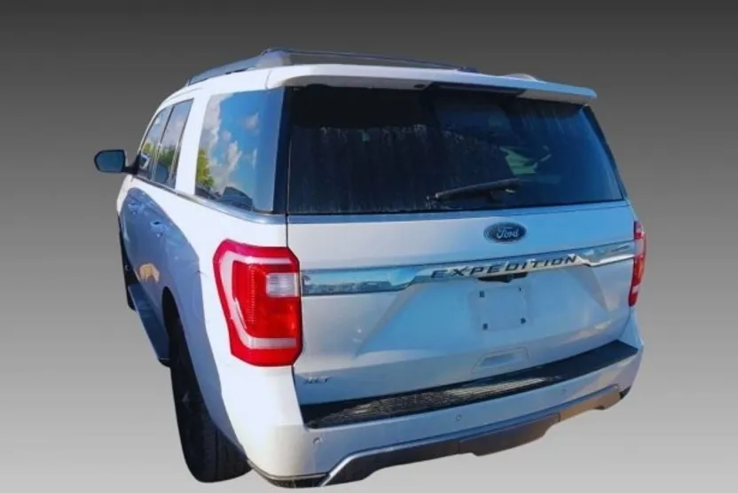 2018 Ford Expedition XLT photo 1