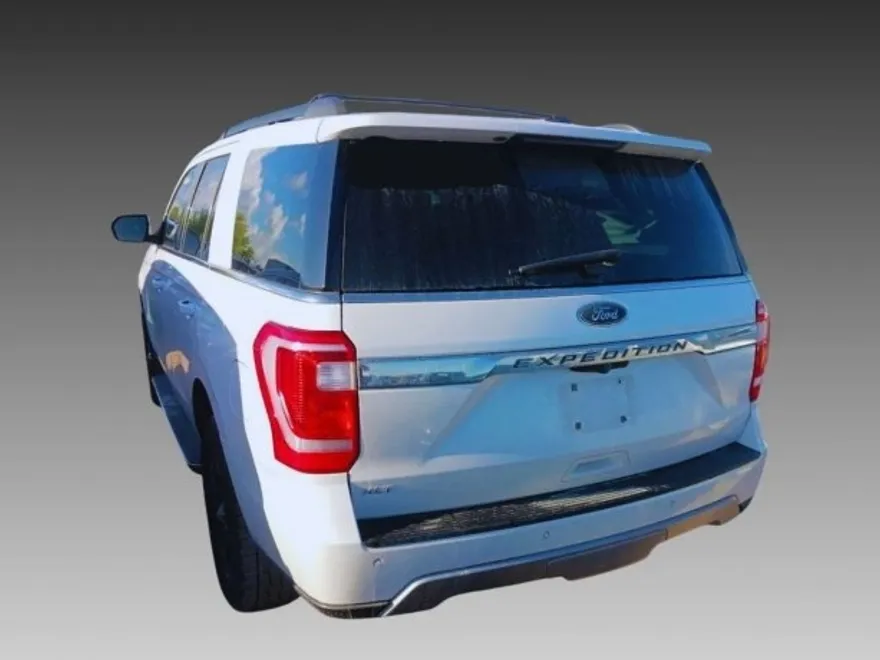 2018 Ford Expedition XLT photo 1