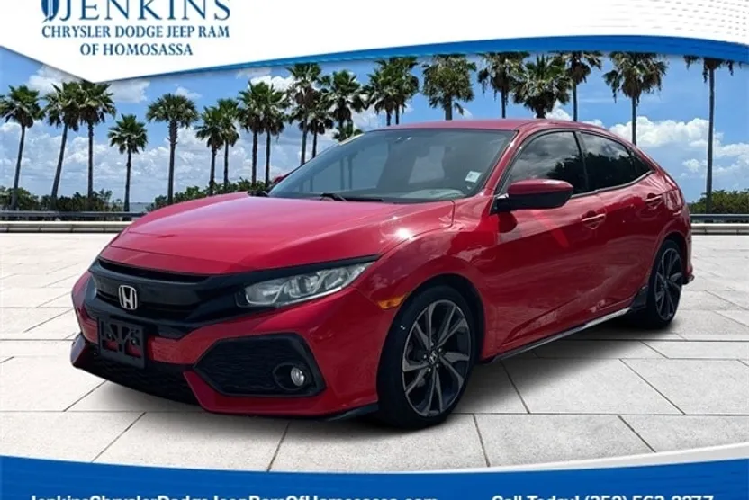 2017 Honda Civic Sport Hatchback photo 1