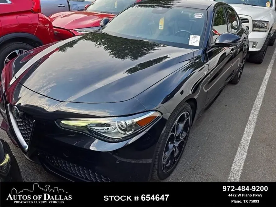 2022 Alfa Romeo Giulia Ti photo 1