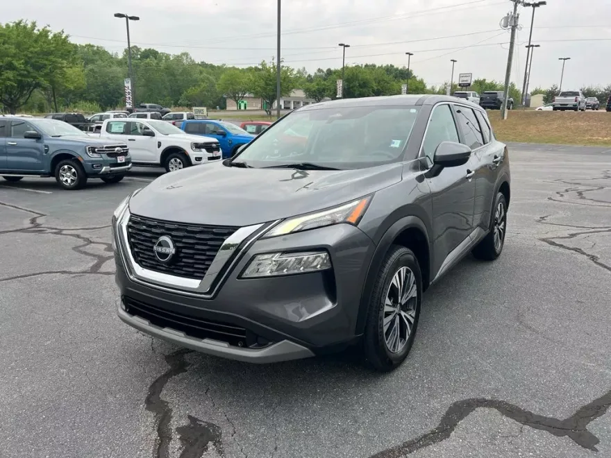 2022 Nissan Rogue SV AWD photo 1