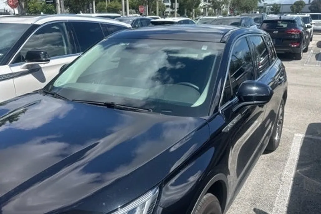 2024 Lincoln Corsair Premiere photo 1
