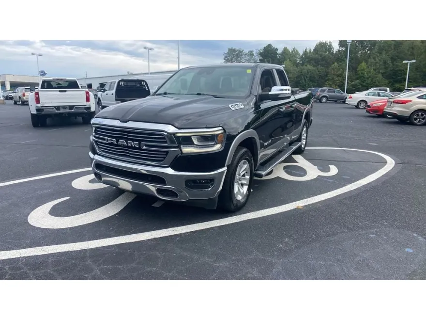 2019 Ram 1500 Laramie photo 1