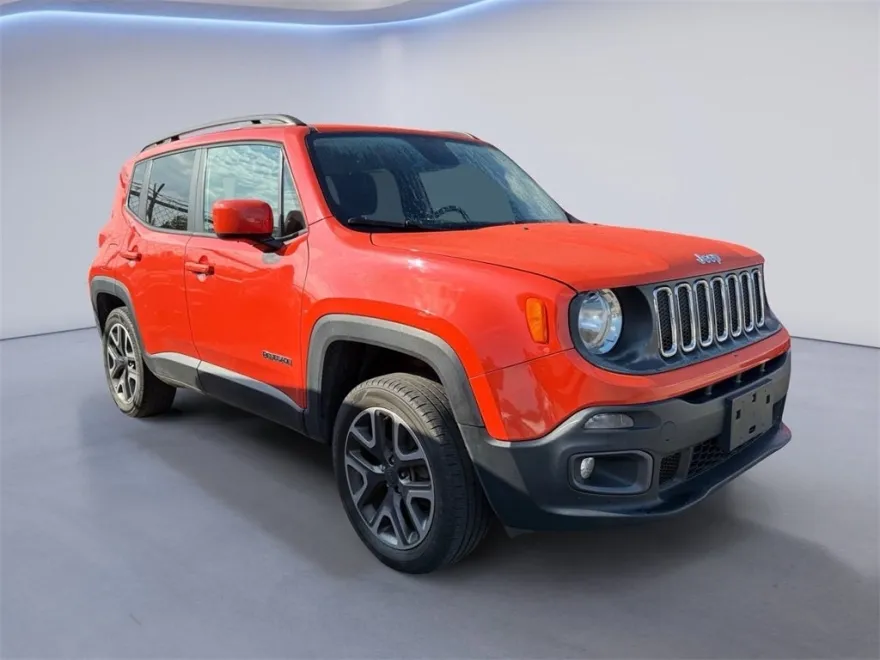 2016 Jeep Renegade Latitude photo 1