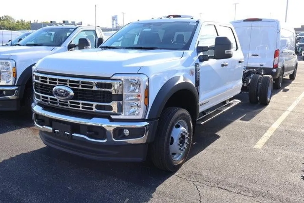 2026 Ford F-550 XL photo 1