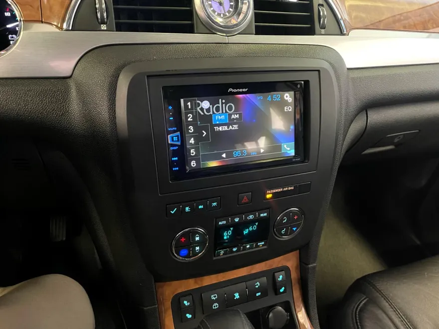 2009 Buick Enclave CXL photo 30