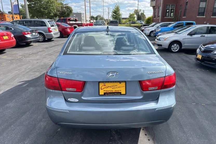 2009 Hyundai Sonata GLS photo 1