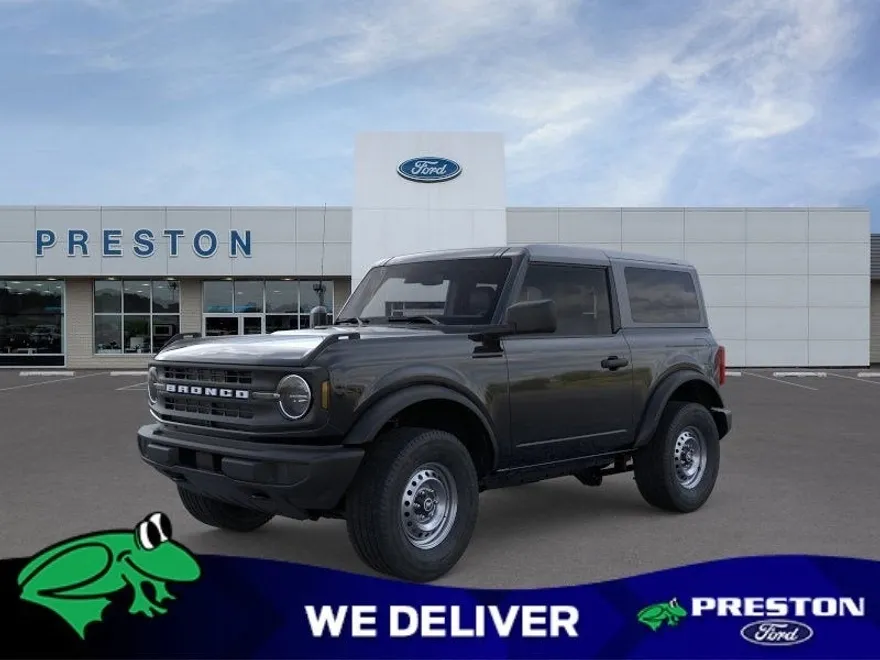 2025 Ford Bronco Base photo 1