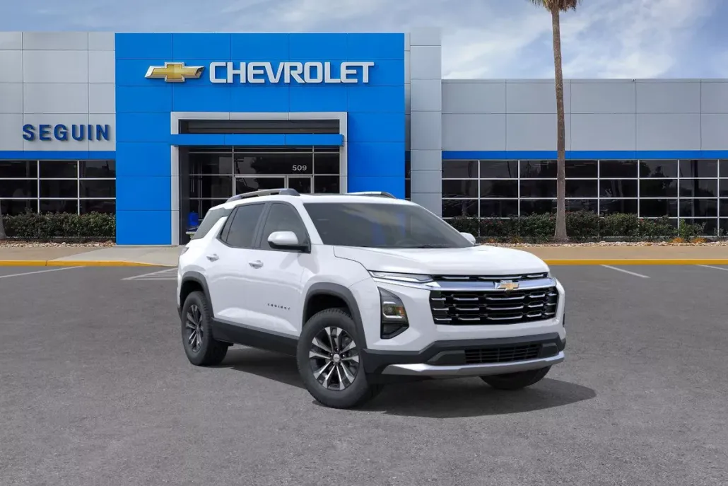 2026 Chevrolet Equinox LT photo 1