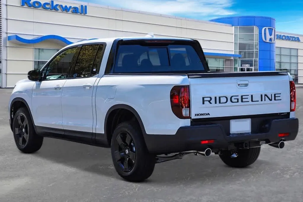 2026 Honda Ridgeline Black Edition photo 1