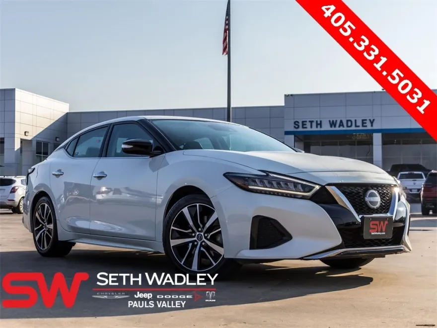 2023 Nissan Maxima SV photo 1