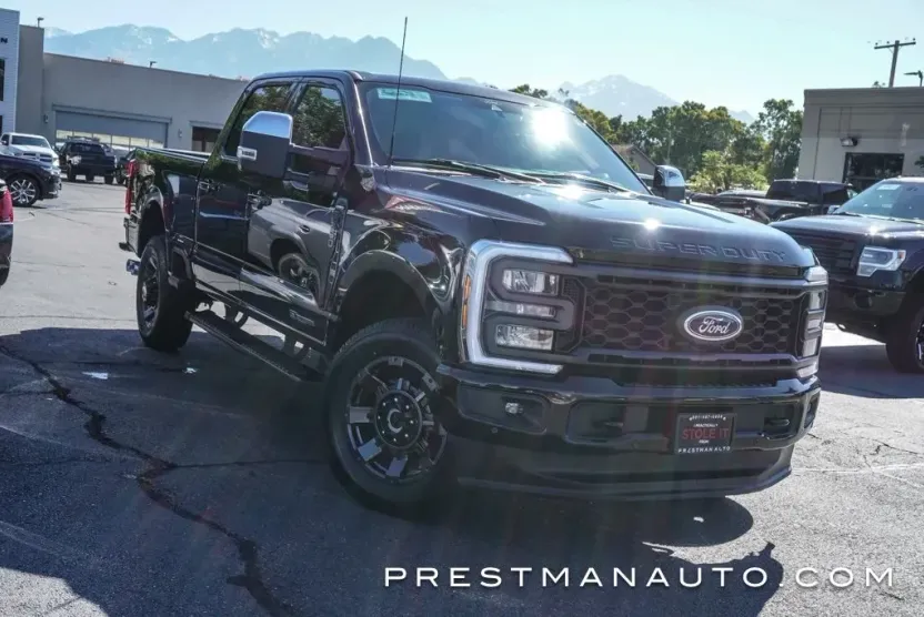 2024 Ford F-250 photo 1