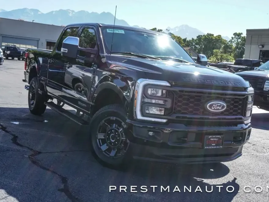 2024 Ford F-250 photo 1