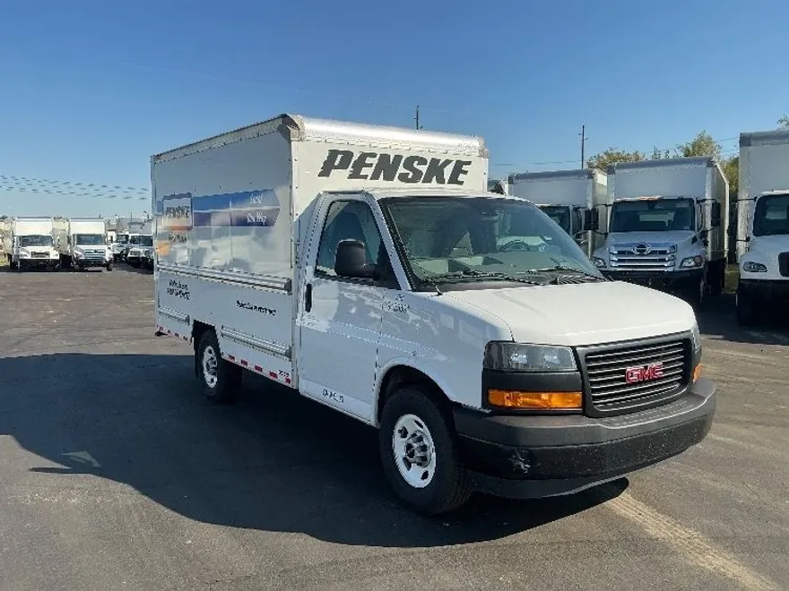 2021 Gmc Savana 3500 Cutaway photo 1
