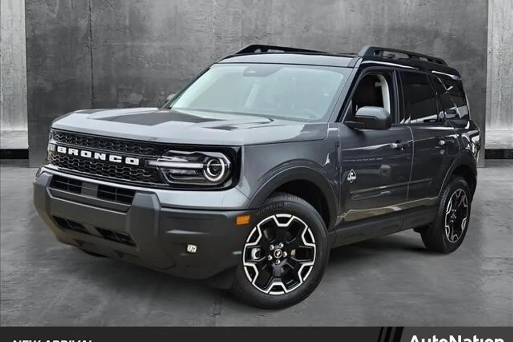 2025 Ford Bronco Sport Outer Banks photo 1
