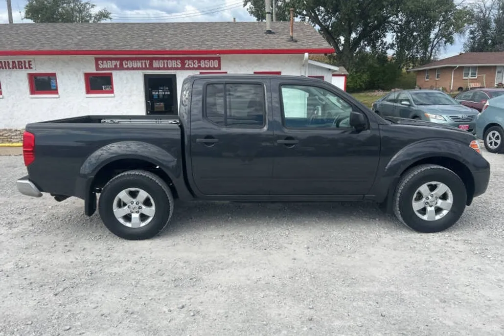 2012 Nissan Frontier PRO-4X photo 1