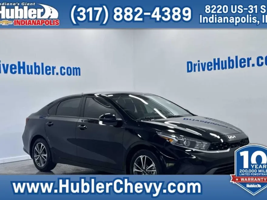 2024 Kia Forte LXS photo 1