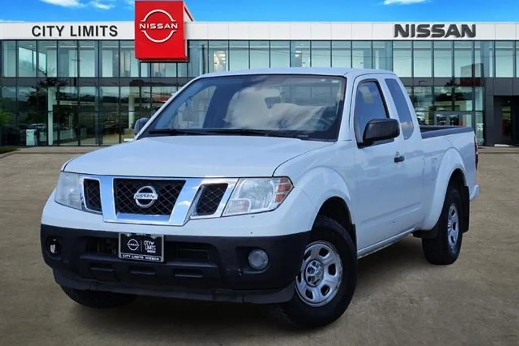 2017 Nissan Frontier S photo 1