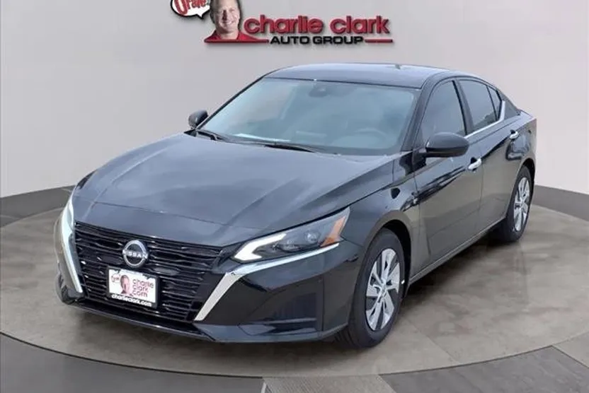 2025 Nissan Altima 2.5 S photo 1