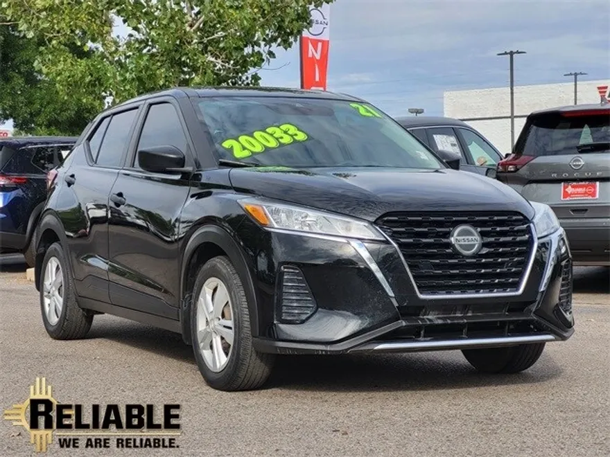2021 Nissan Kicks S photo 1