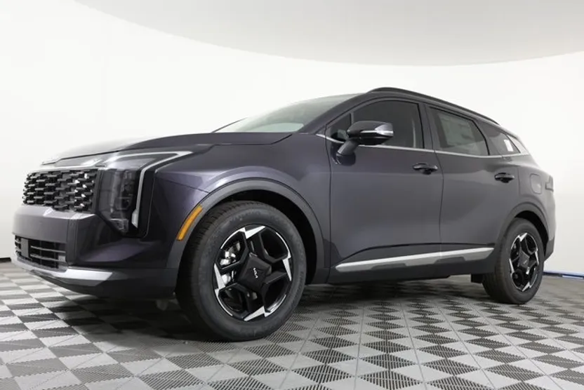 2026 Kia Sportage EX photo 1