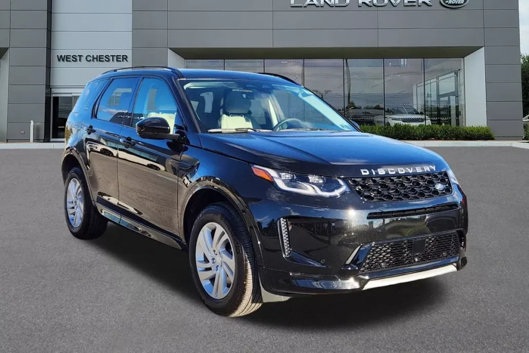 2024 Land Rover Discovery Sport S photo 1